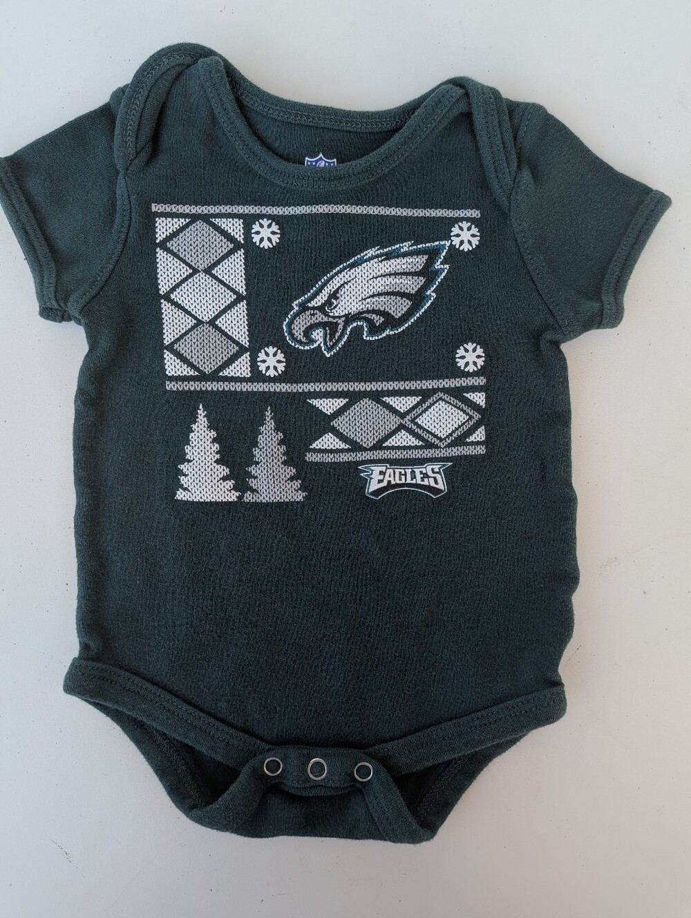 NFL Philadelphia Eagles Green Short Sleeve Onesie 3/6M